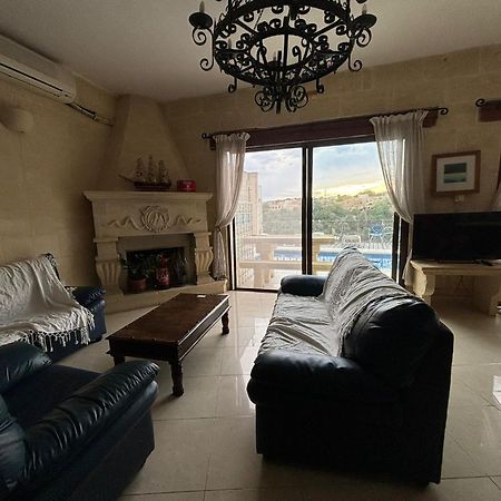 Gozo Island Escape Sleeps 4 With Private Bathroom Ghajn il-Kbira  Esterno foto