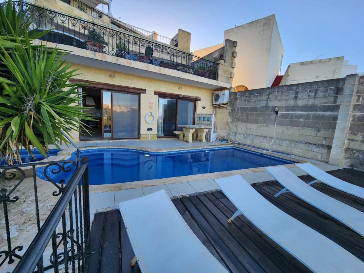 Gozo Island Escape Sleeps 4 With Private Bathroom Ghajn il-Kbira  Esterno foto