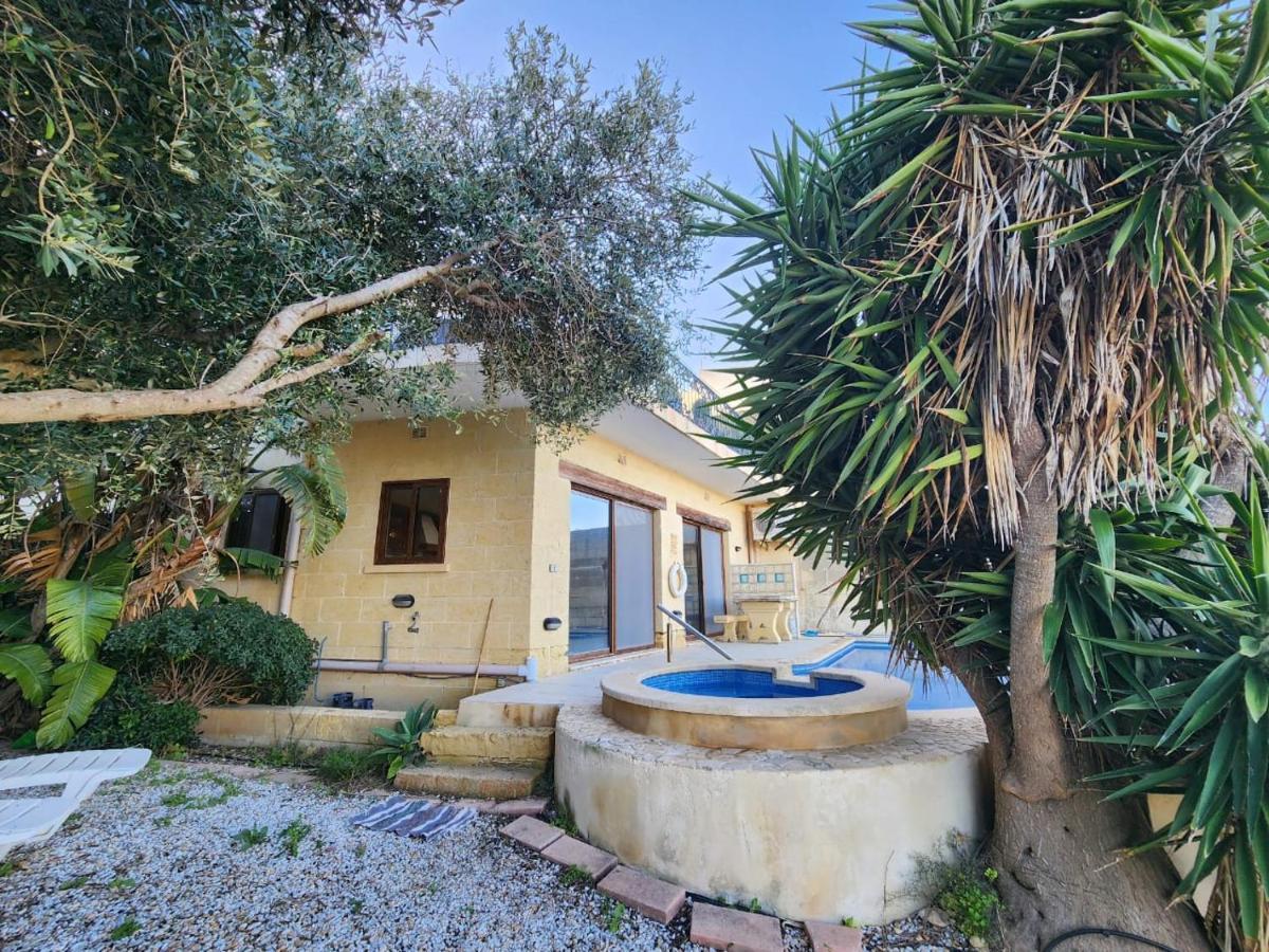 Gozo Island Escape Sleeps 4 With Private Bathroom Ghajn il-Kbira  Esterno foto