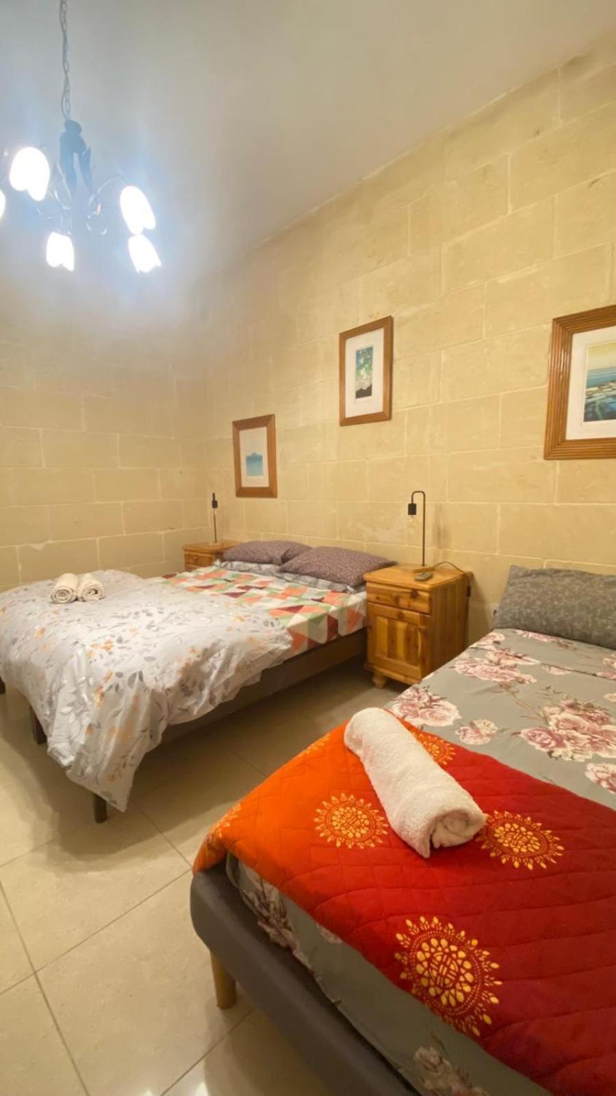 Gozo Island Escape Sleeps 4 With Private Bathroom Ghajn il-Kbira  Esterno foto